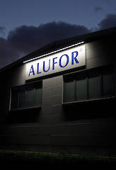 Wandrahmen mit Beleuchtung RONDO 85 LED bei Nacht